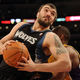 Image for article titled Nikola Pekovic Doesn't Give A Shit About Crutches Or Pain